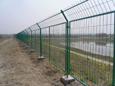公路護(hù)欄網(wǎng) 公路護(hù)欄網(wǎng)